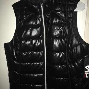 Black fila vest